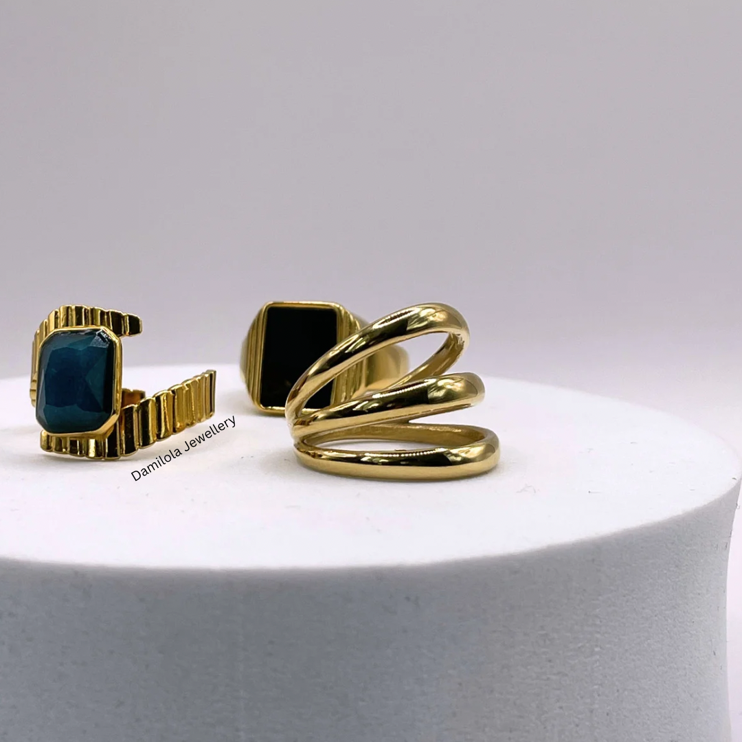 Triple Loop ‘Tyra’ Ring