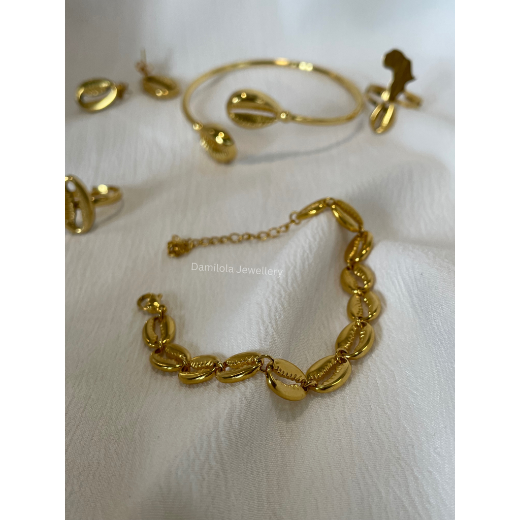 Cowrie Shell Bracelet - Gold/Silver