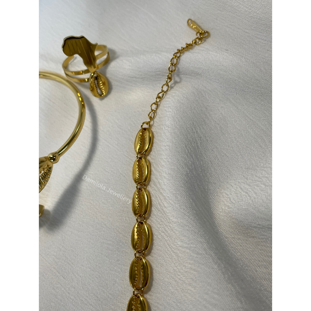 Cowrie Shell Bracelet - Gold/Silver