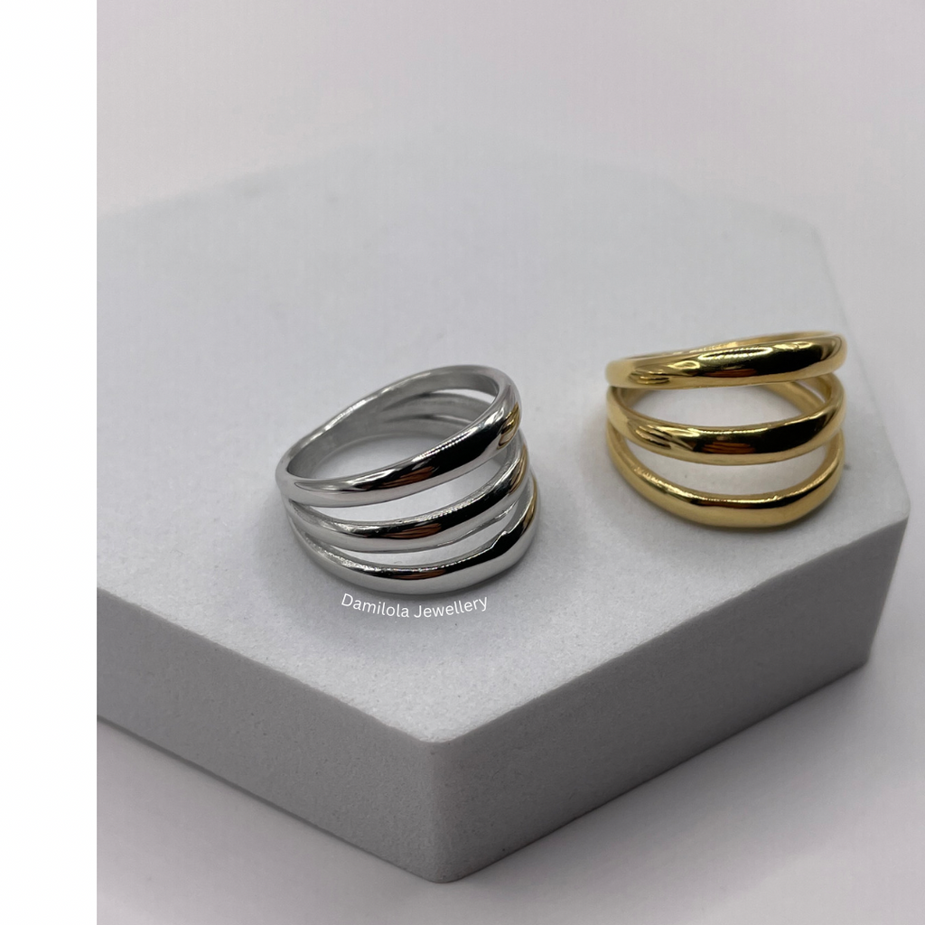 Triple Loop ‘Tyra’ Ring