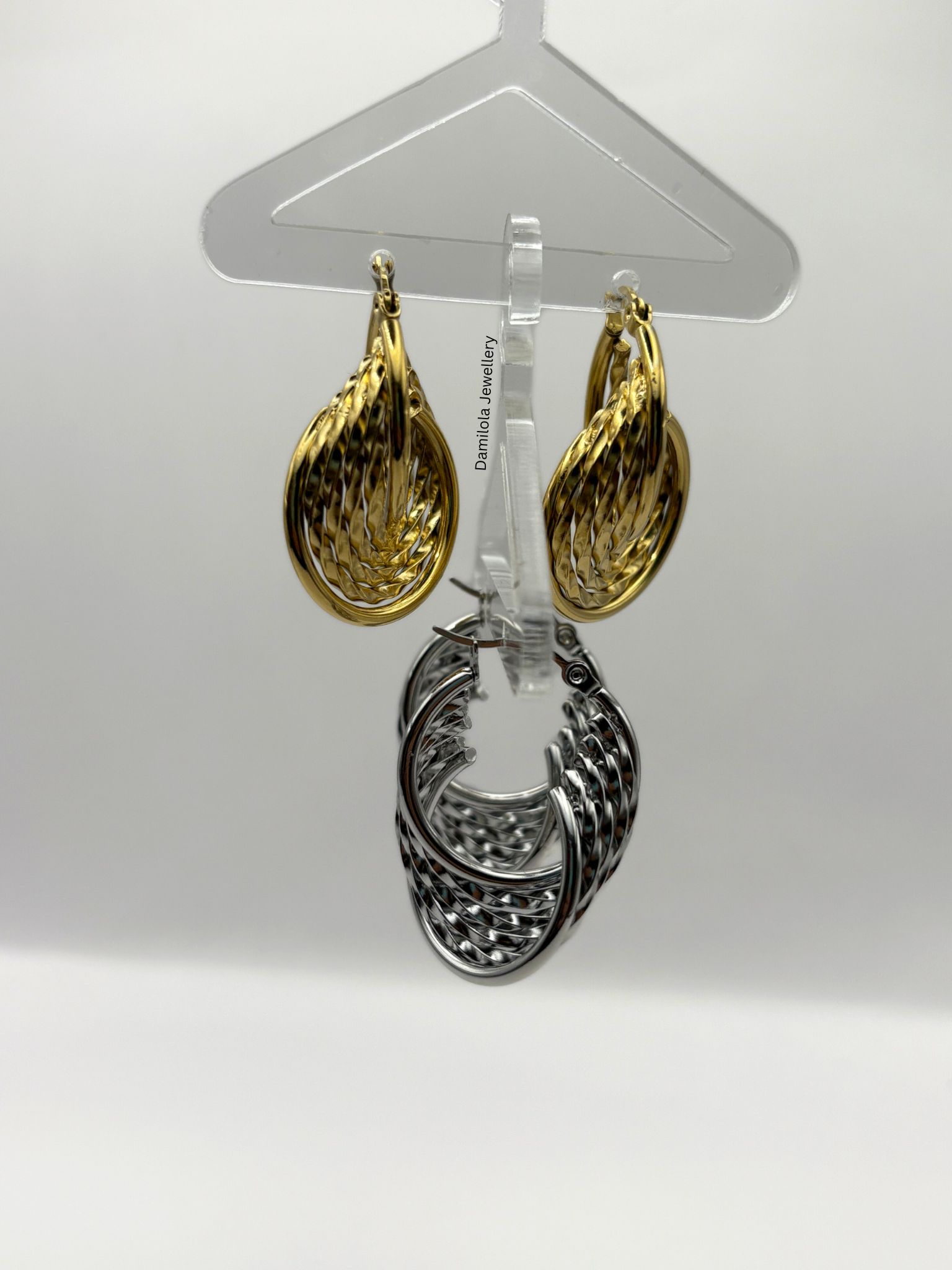 Luxe Gold ‘Idia’ Textured Swirl Hoops